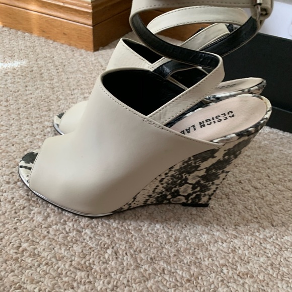 Design Lab python print wedges with ankle strap - Picture 4 of 5